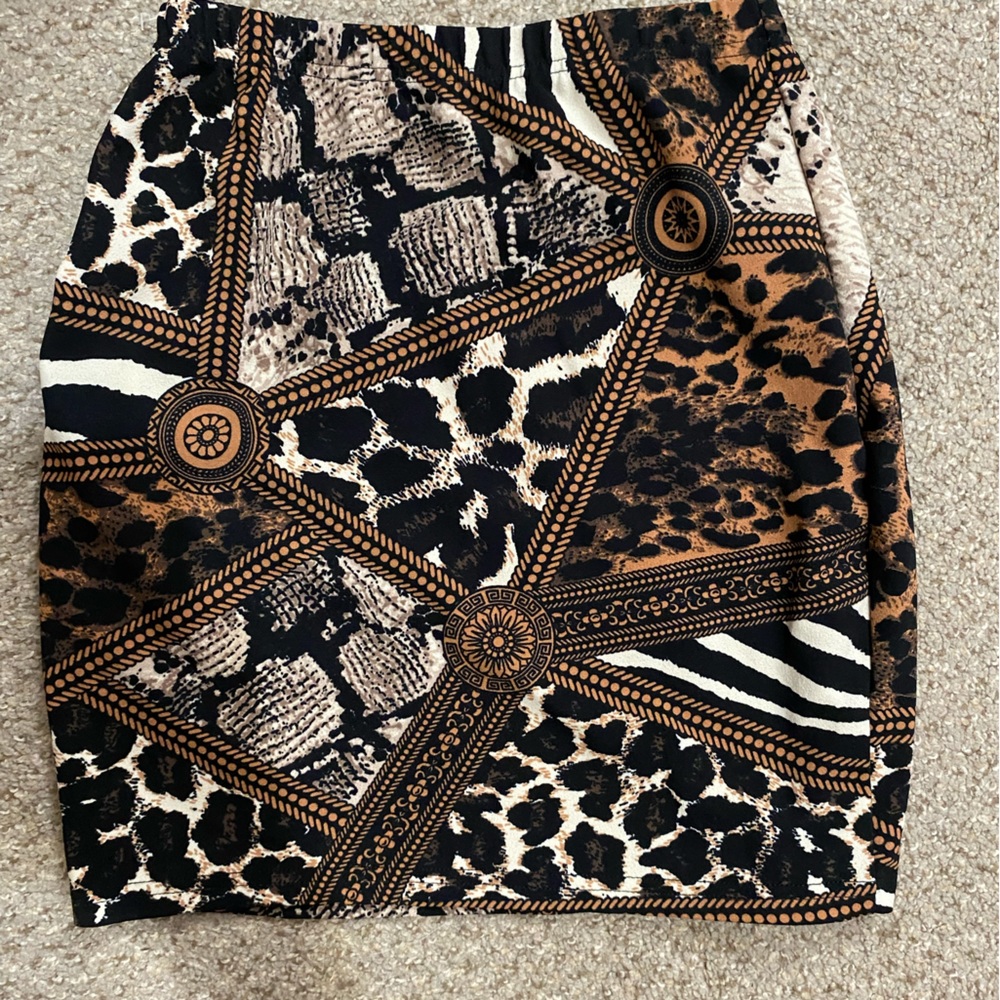 Small Animal print mini skirt